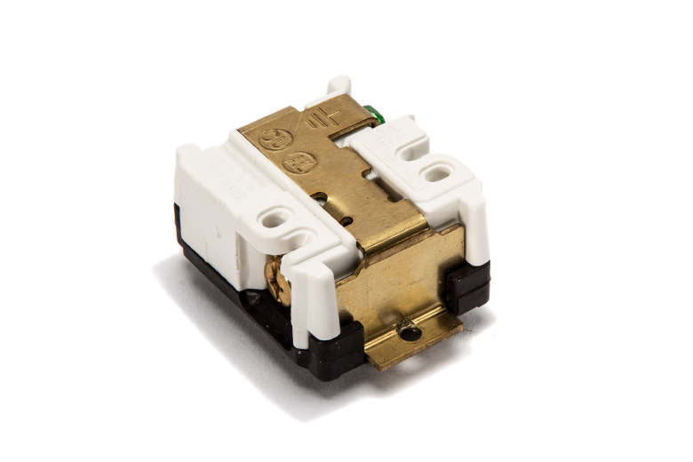 3 PRONG 20A 125V RECEPTACLE 1 PIECE