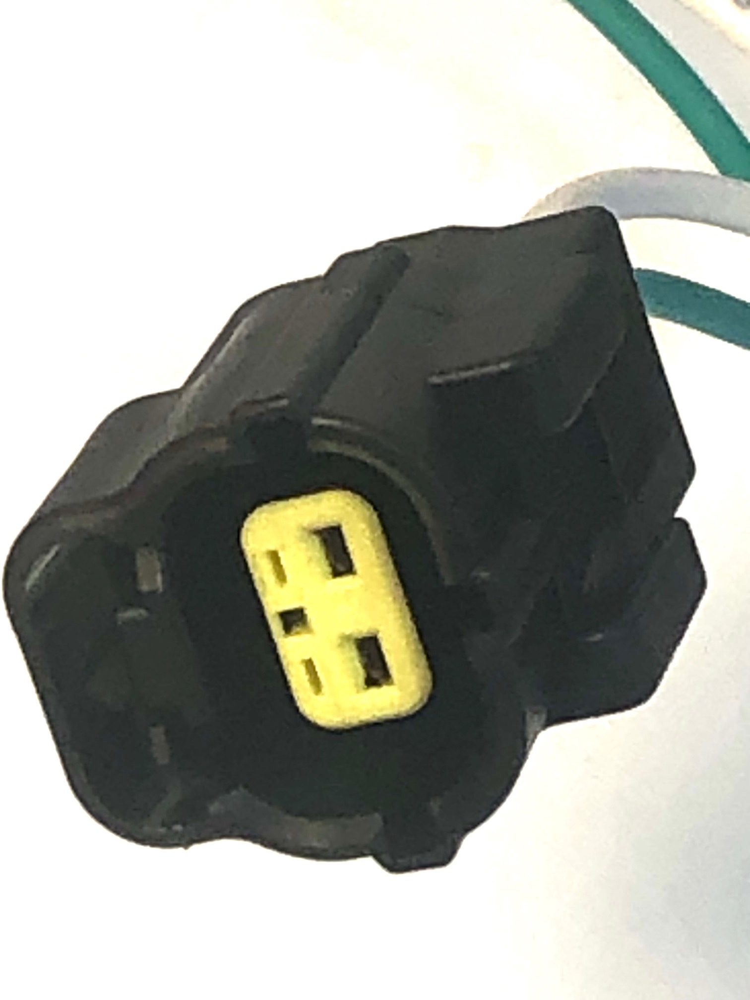 Sumitomo connector female 2 contact complete pig tail, 18 wire pig tail.