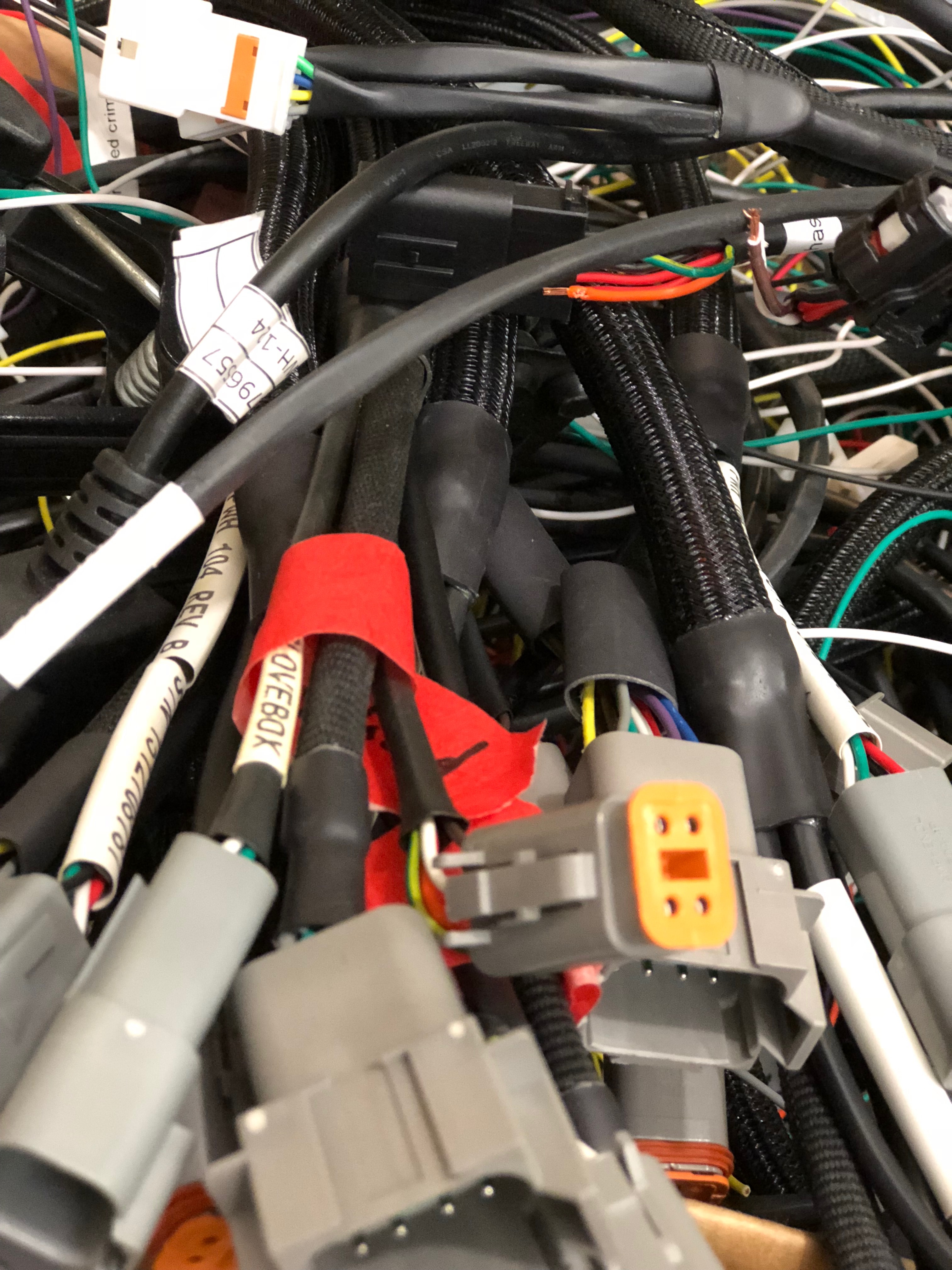 Ventilator machine wiring harness.  Emergency Wiring connector production.  We can make wiring for human life support ventilator machines.   Contain the spread of the COVID-19 virus (Coronavirus) in the United States.